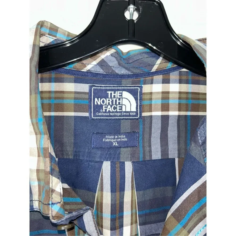 The North Face men's blue plaid button-down long-sleeve shirt size XL 31-8